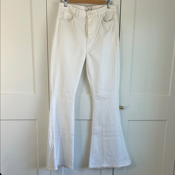 7 For All Mankind Megaflare White Jeans | 31 - Picture 4 of 10